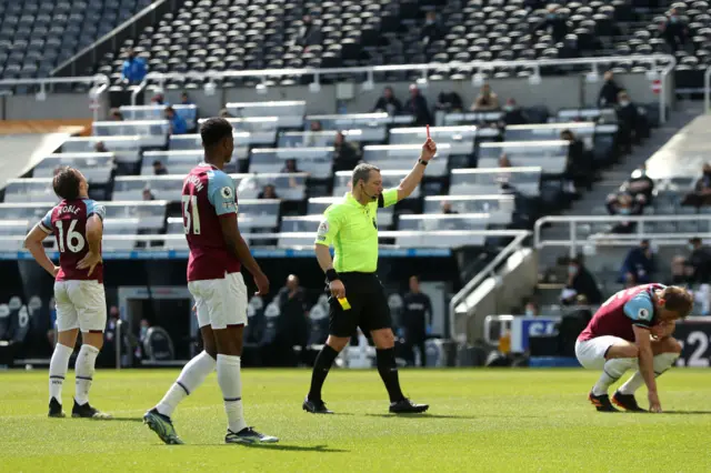 Craig Dawson, West Ham United, red card, Newcastle United