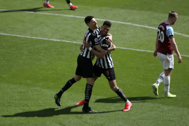 Federico Fernandez, Joelinton, Newcastle United, West Ham United