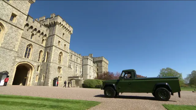 Land Rover arrives at Windsor