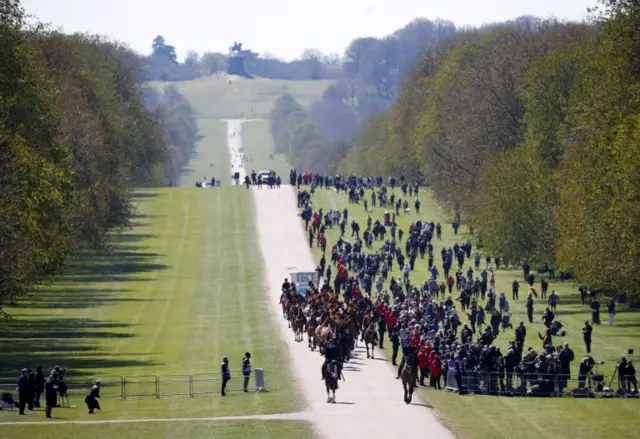 Members of The Kings Troop Royal Horse Artillery arrive at Windsor Castle