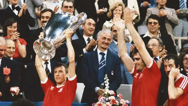 John McGovern lifts the European Cup after Nottingham Forest win the 1979 final