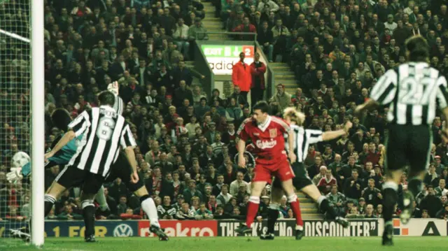 Robbie Fowler scores