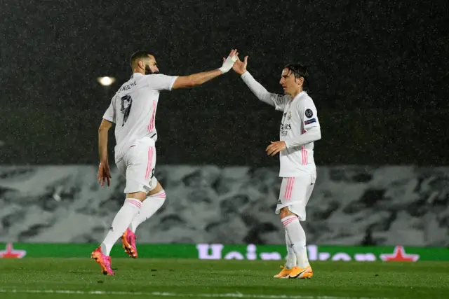 Karim Benzema celebrates