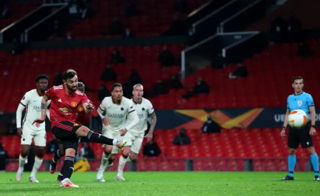 Bruno Fernandes scores for Man Utd