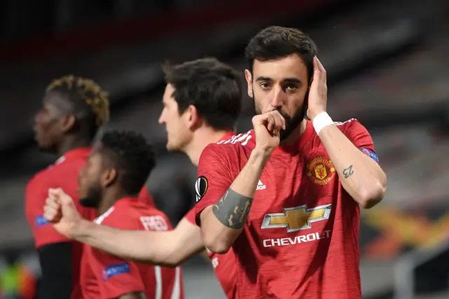 Bruno Fernandes scores for Man Utd