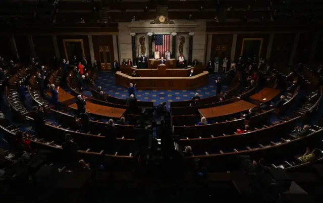 Biden addresses lawmakers in House chamber