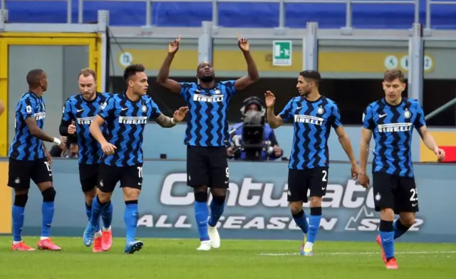 Romelu Lukaku celebrates scoring against Sassuolo