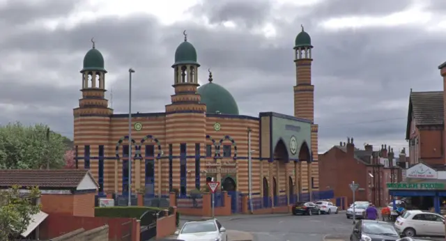 Hyde Park Makkah Masjid mosque in Leeds