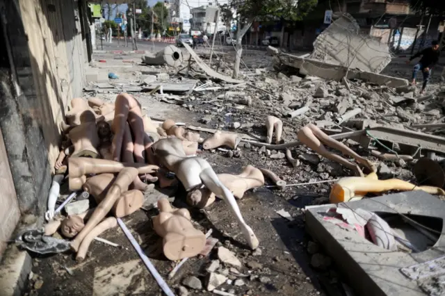 Broken mannequins in Gaza City following Israeli air strikes. Photo: 13 May 2021