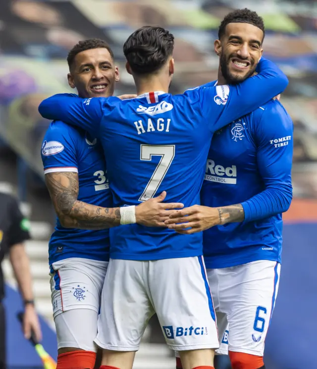 Rangers lead Aberdeen 1-0