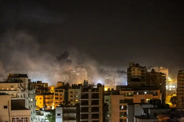 Image shows Israeli air strikes in Gaza City