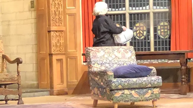 The Mousetrap set has been fumigated ahead of re-opening