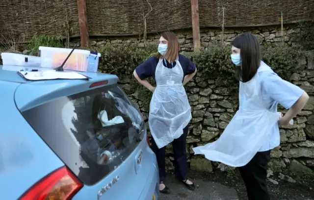 Covid vaccinators in Wriksworth, Derbyshire