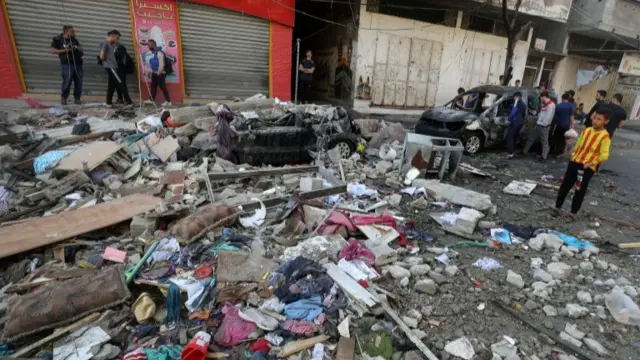 Aftermath of an Israeli air strike on a home in Gaza City (19 May 2021)