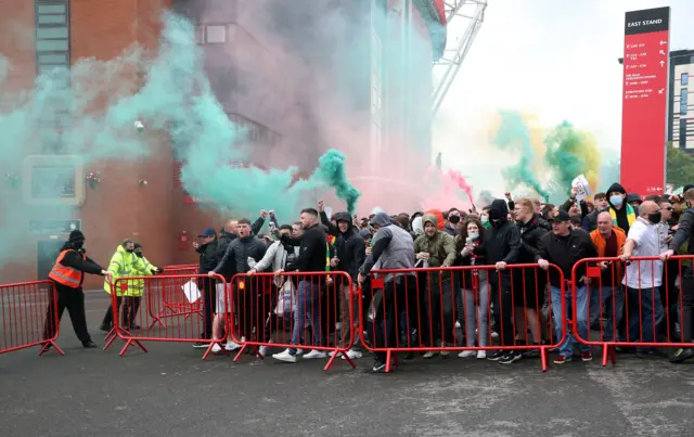 Fans protest at Old Trafford