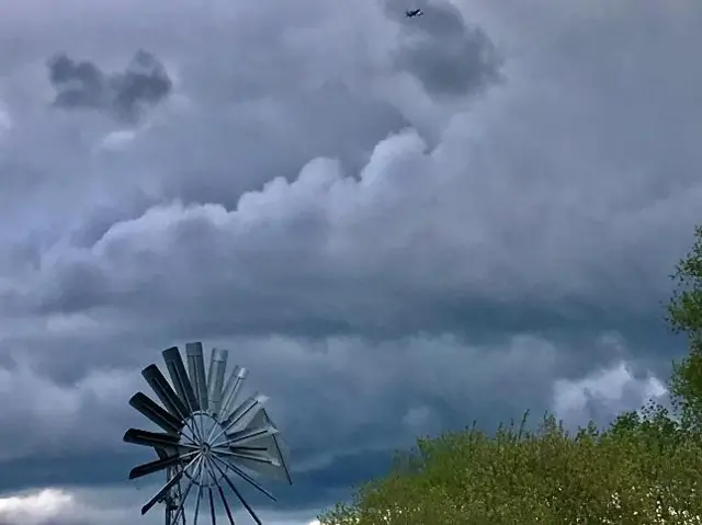 Grey skies in Brandon, Warwickshire