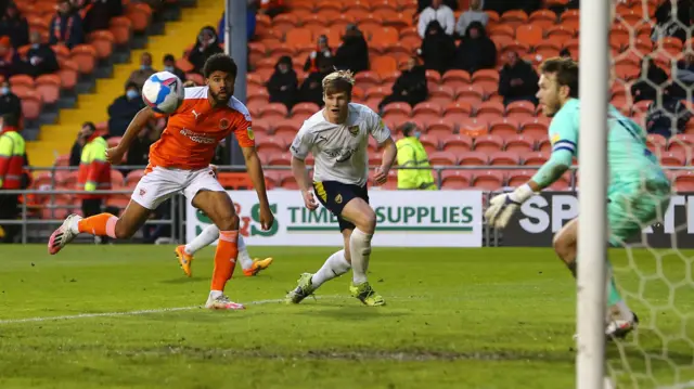 Rob Atkinson scores for Oxford