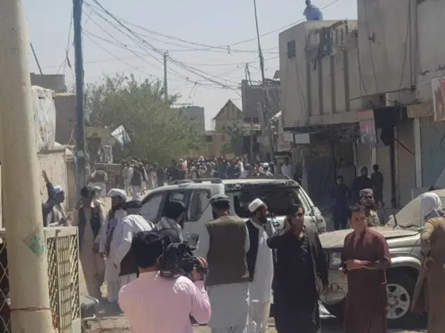 Damaged vehicles in Chaman after a blast at a pro-Palestinian rally, 21 May 2021