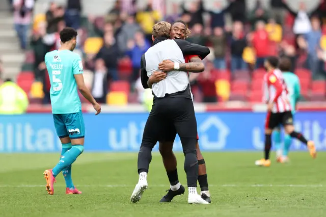 Ivan Toney celebrates