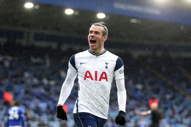 Gareth Bale scores for Tottenham