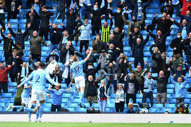 Kevin de Bruyne scores for Manchester City