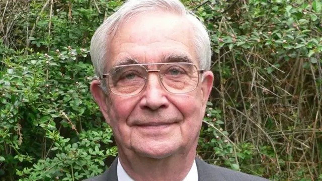 Bernard Kirton