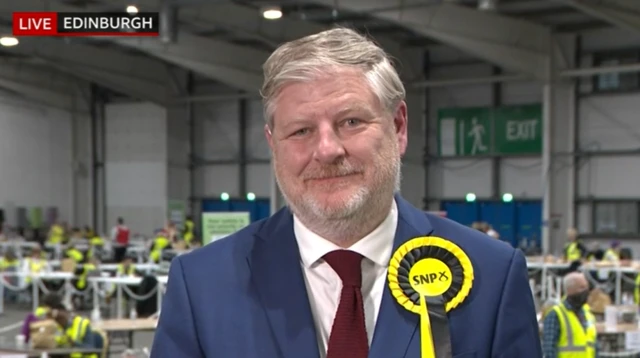 Angus Robertson