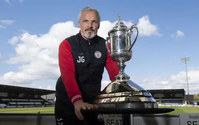 St Mirren manager Jim Goodwin posing with the Scottish Cup