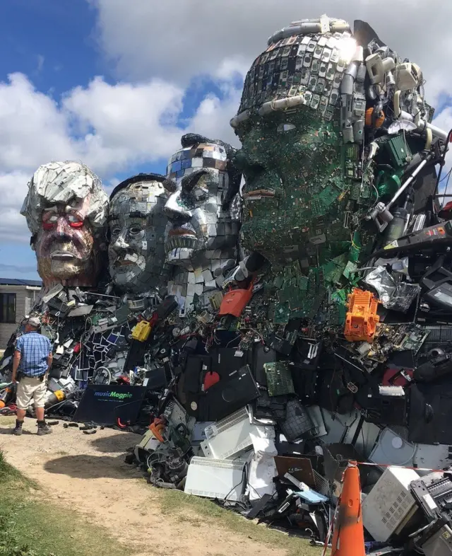 Recyclemore sculpture