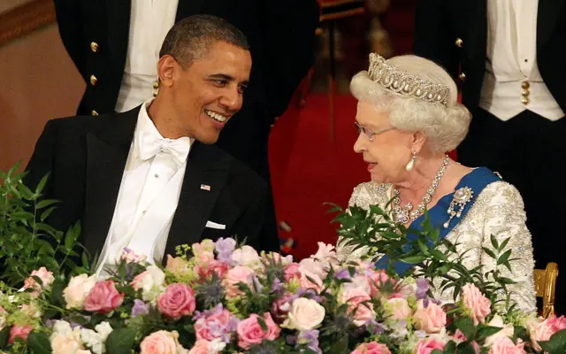 Obama and the queen rub elbows in 2011