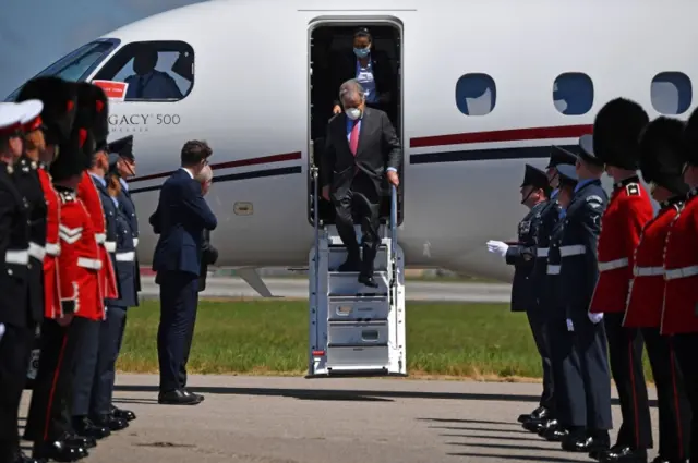 UN Secretary General Antonio Guterres arrives in Cornwall