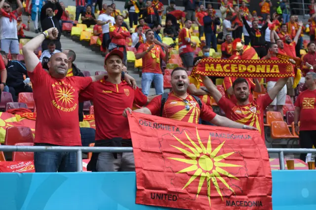 Macedonia fans