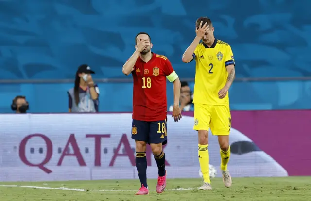 Jordi Alba and Mikael Lustig