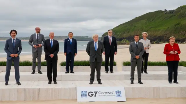 G7