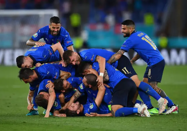 italy celebrate