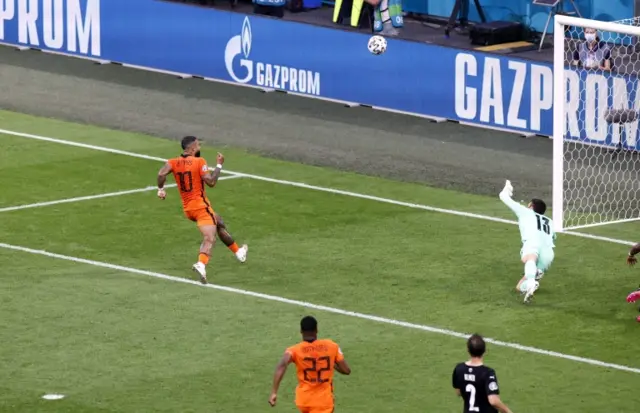 Memphis Depay's miss