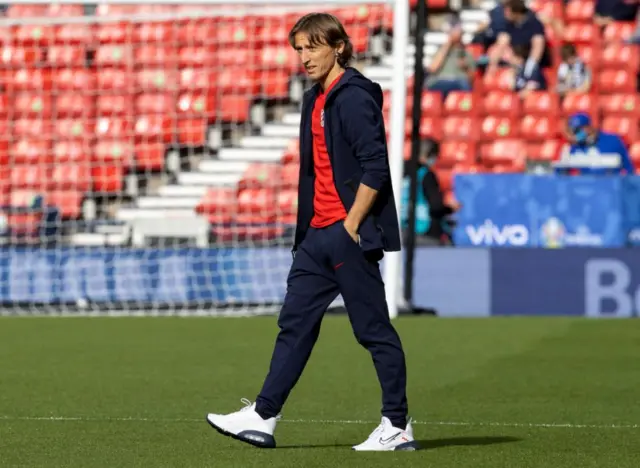 Luka Modric looks nice and relaxed out on the Hampden pitch