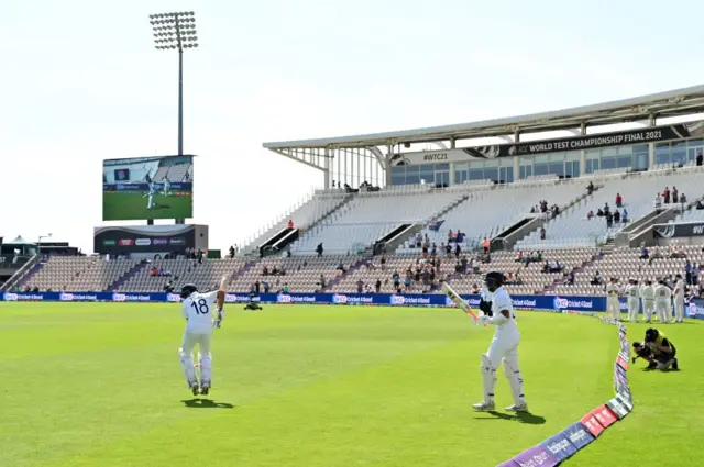 Kohli & Pujara