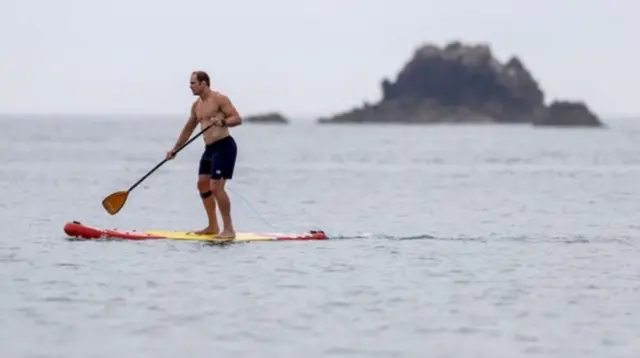 Alun Wyn Jones on a paddle board