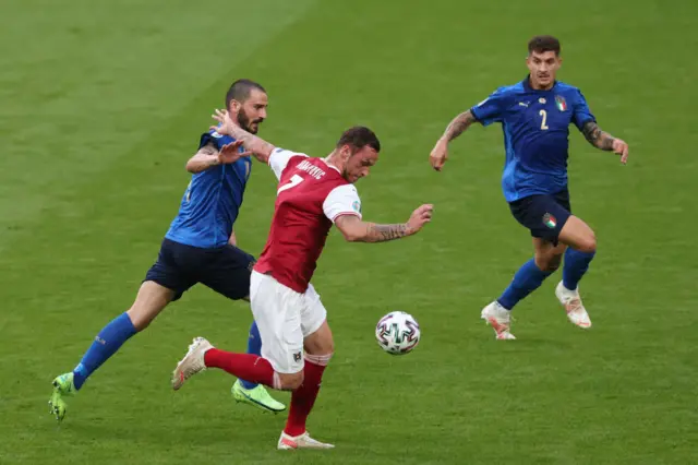 Marko Arnautovic shoots over for Austria