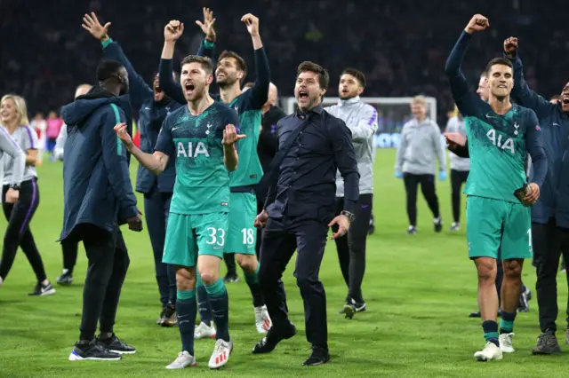 Ben Davies celebrating Spurs' win over Ajax