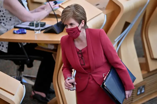 nicola sturgeon