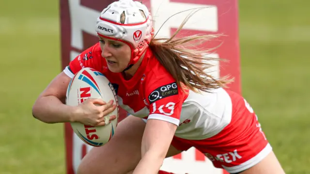 Jodie Cunningham in action for St Helens