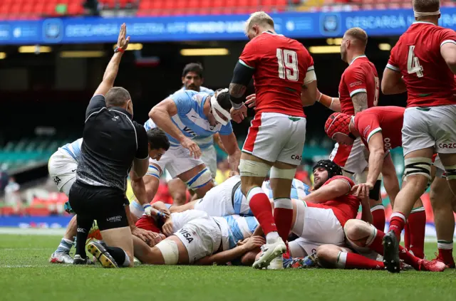 Pablo Matera of Argentina scores their first try