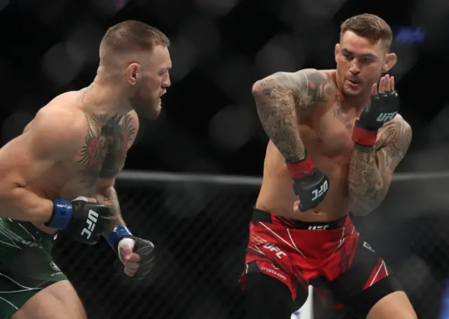 Dustin Poirier fights Conor McGregor at UFC 264