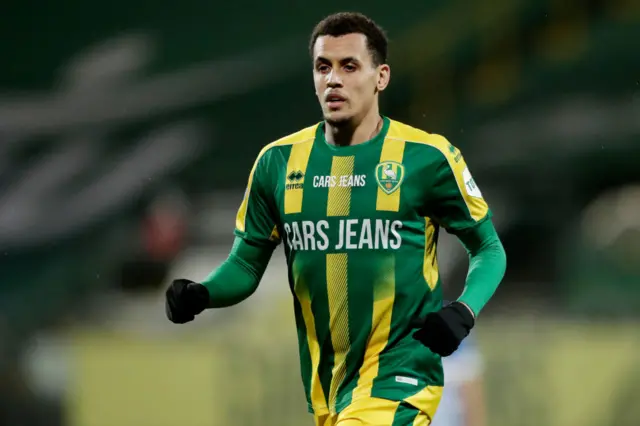 Ravel Morrison playing for Den Haag