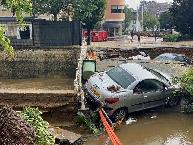 Flood water in Emmalaan street, Valkenburg