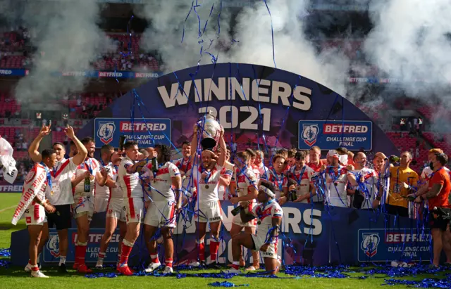 St Helens win the Challenge Cup