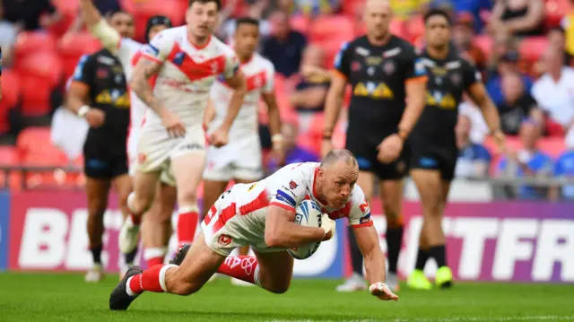 James Roby scores for St Helens