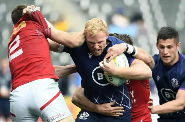 Alec Coombes in action for Scotland Sevens